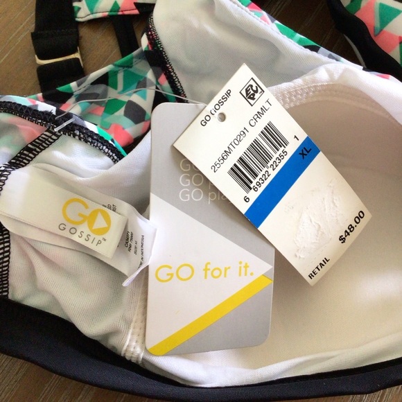 Go Gossip Prismatic Print Racerback Twist Front Bikini Swim Top Size XL - Picture 7 of 8